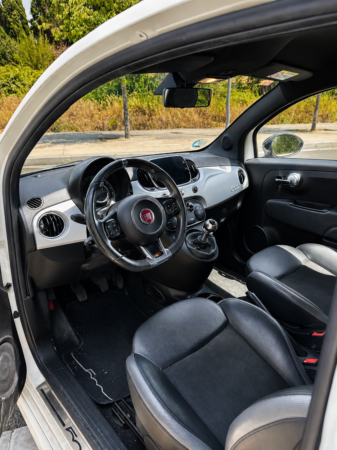 
								Fiat 500 full									