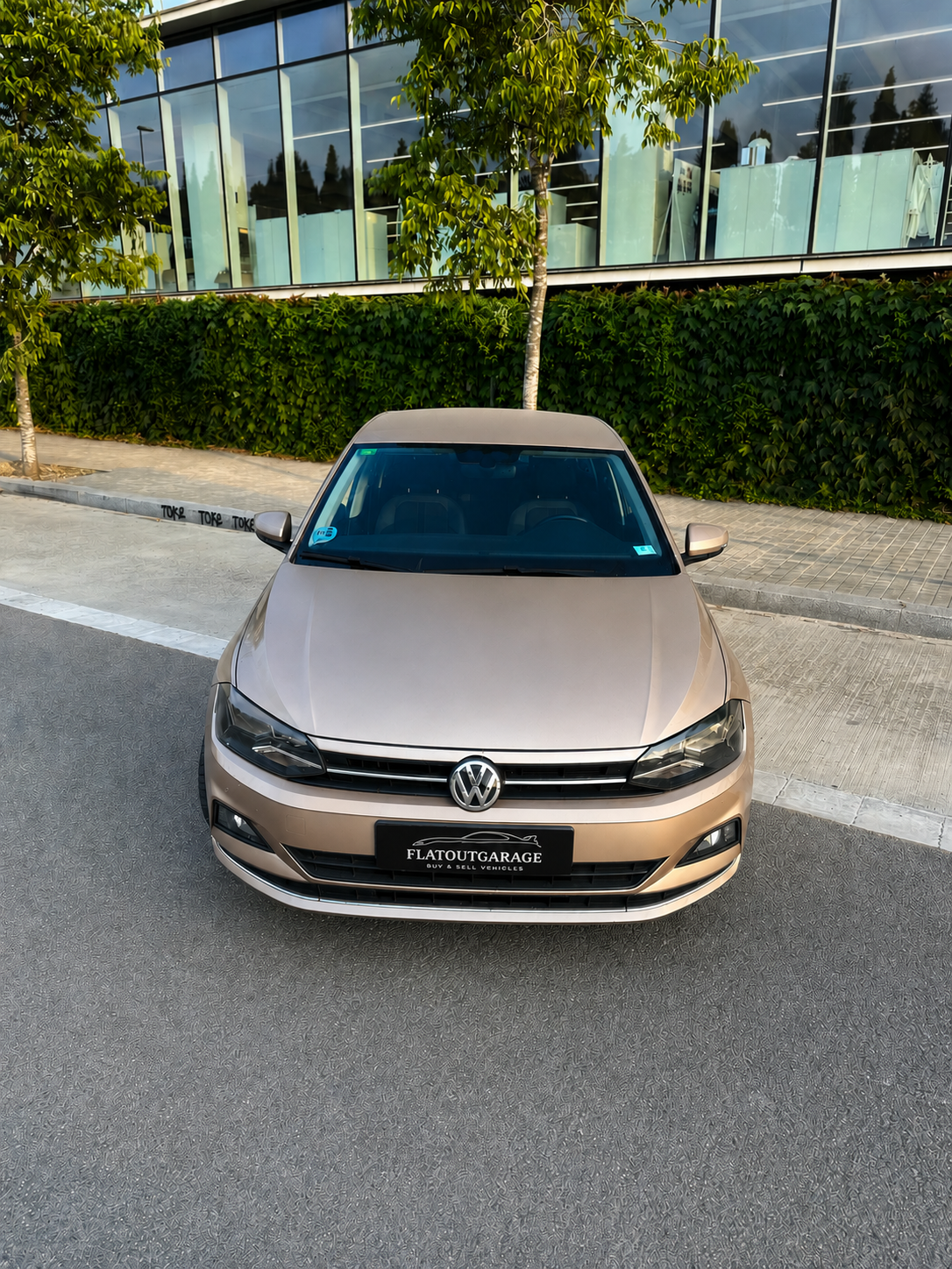 
								Volskwagen Polo full									